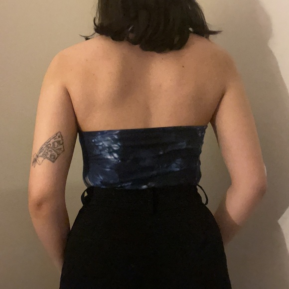 Brandy Melville Tye-Dye Halter Top - Picture 3 of 3